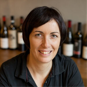 RestaurantGrund_Mitarbeiter_Steffi-300×300